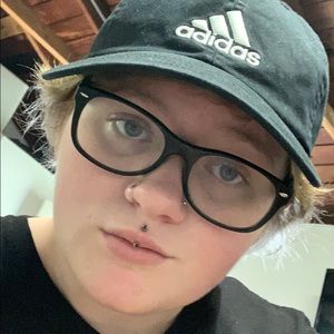 Meet your Posher, Kassidy